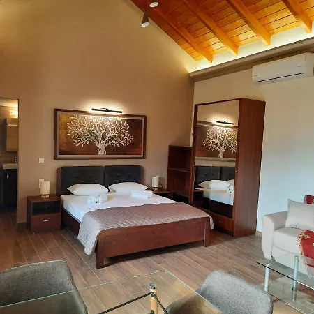 Ferienhaus Stone Mansion Kaina