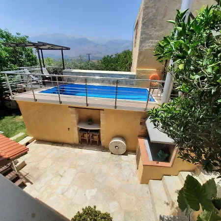 Stone Mansion Ferienhaus *
