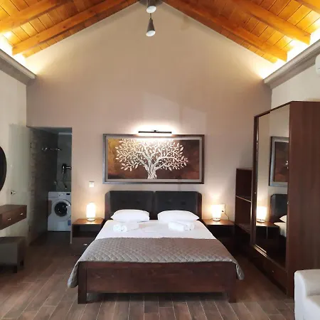 Stone Mansion Kaina